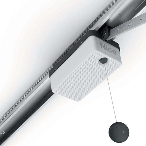 NICSPY650BDKCE Kit bidirezionale per l'automazione di porte sezionali e basculanti, 650 N. Guide non incluse. 