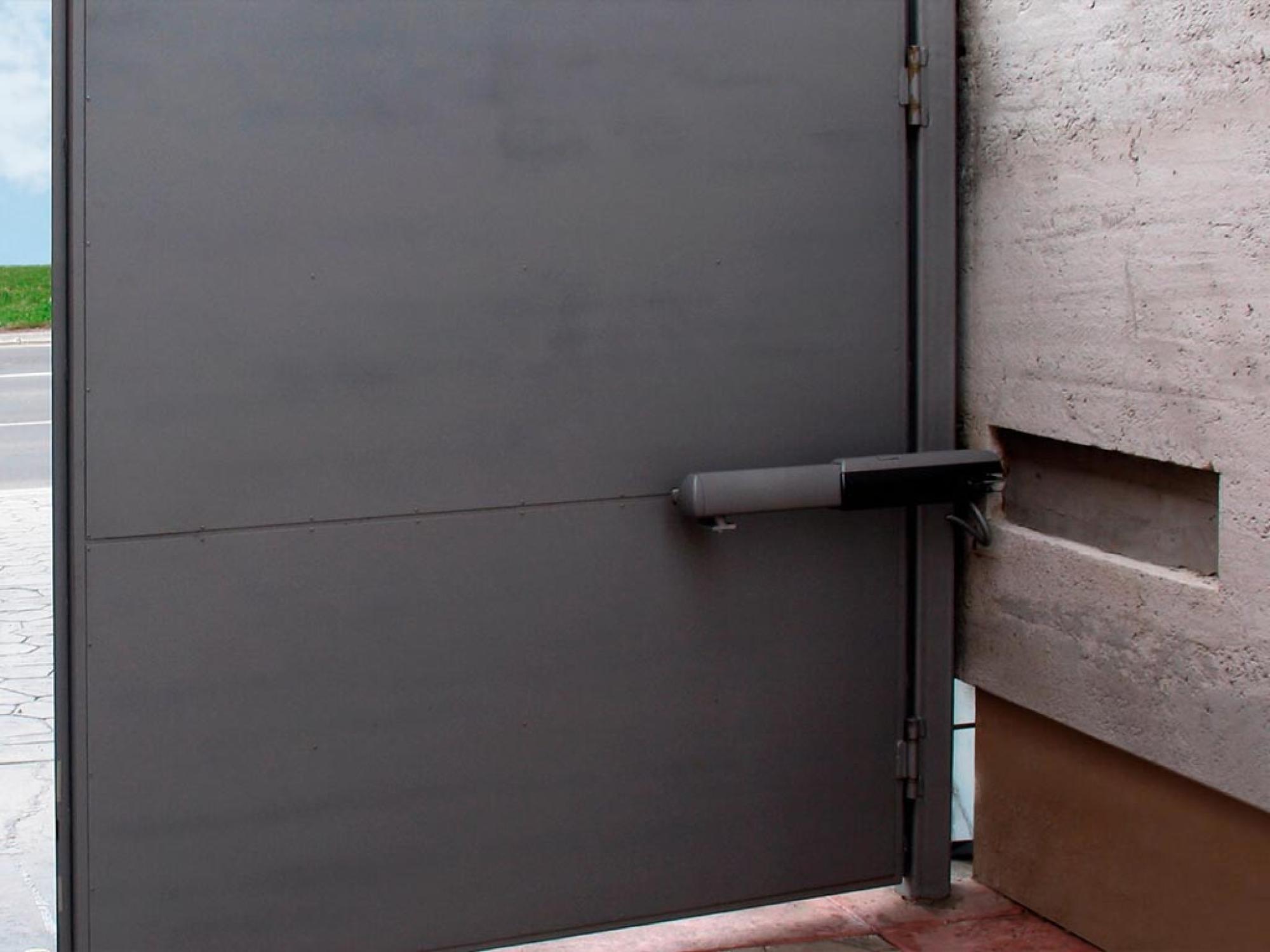 Came serie ATI: confronto tra attuatori elettromeccanici per cancelli a battente